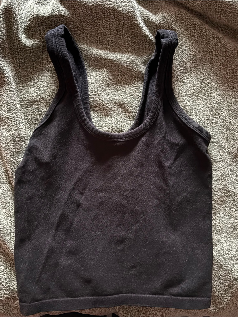 ALO Yoga Black Scoop Tank Top